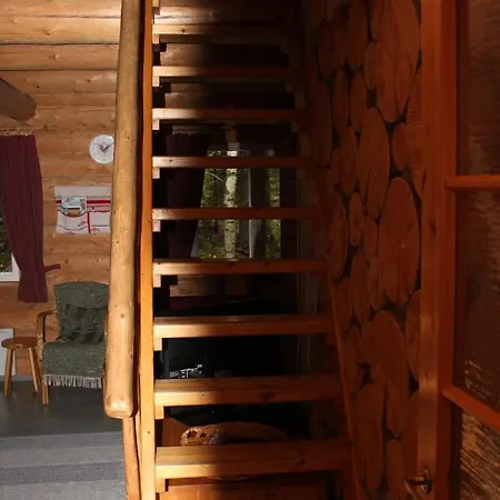 Maekitorppa Varpaisjarvi