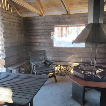 Maekitorppa Chalet Varpaisjarvi