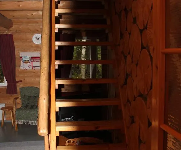 Maekitorppa Varpaisjarvi