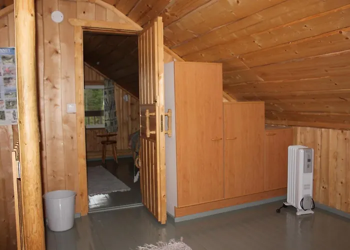 Maekitorppa Varpaisjarvi